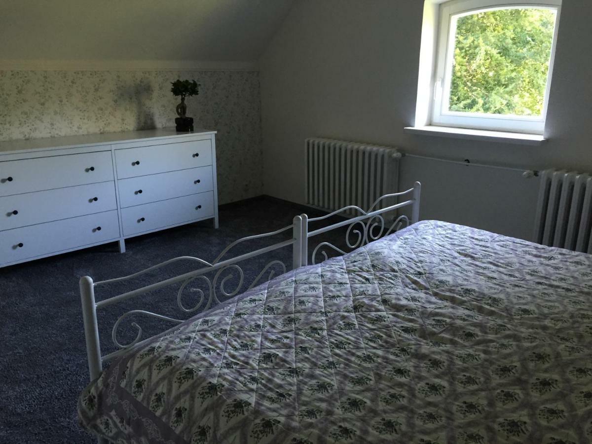 Exklusive Ferienwohnungen Im Gutshaus Viezen Bernitt ภายนอก รูปภาพ